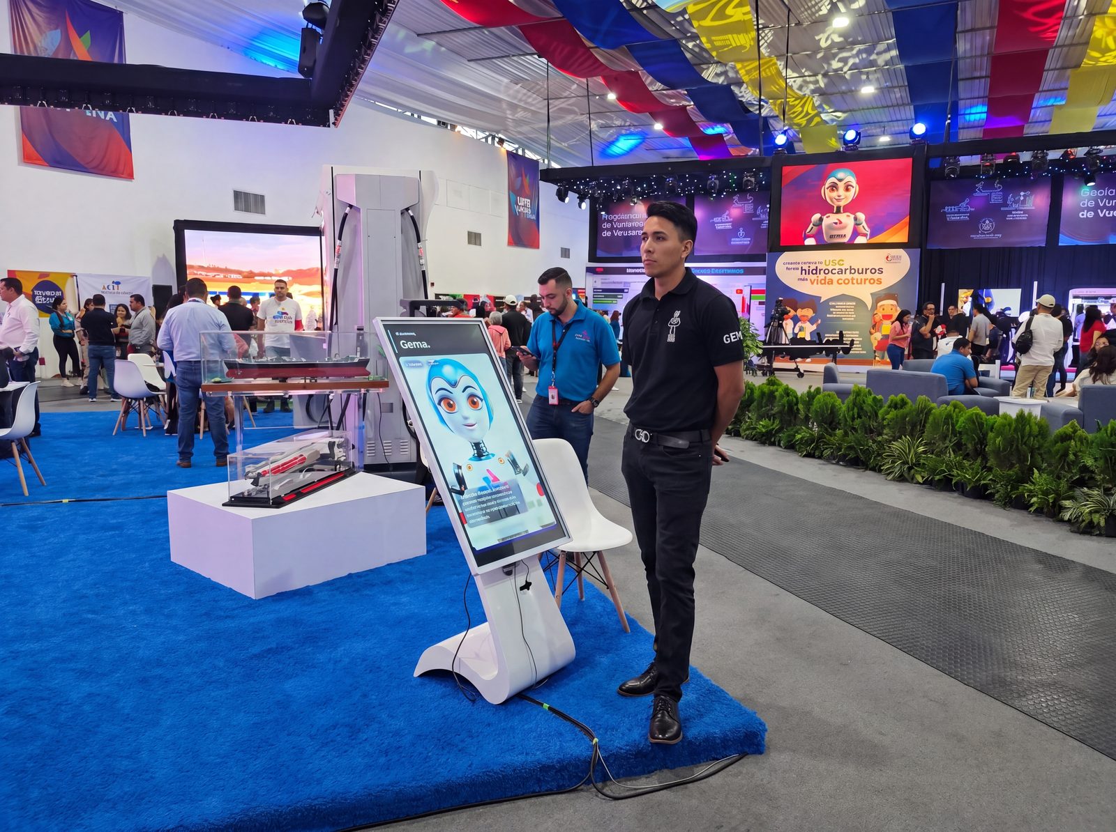 Avatar GEMA en stand de Expoferia